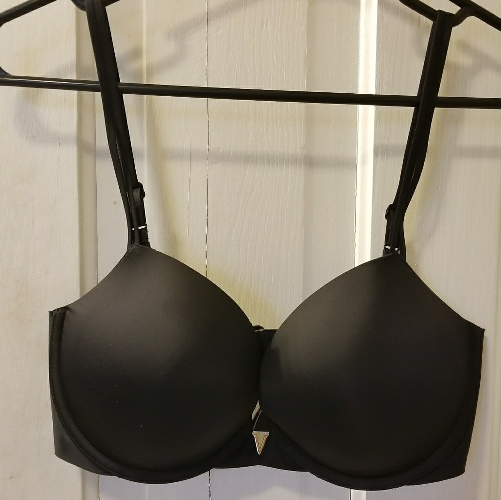 Victoria Secret Sexy Illusions Pushup Bra 34DD